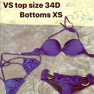 VS navy bikini